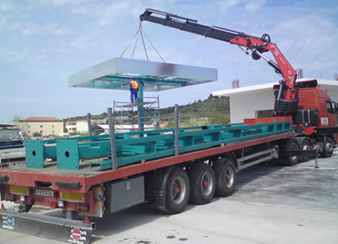Kontis Cranes