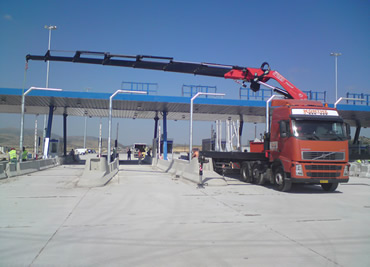 Kontis Cranes